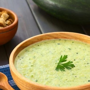 Крем-суп из кабачков с курицей