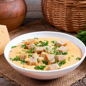 Крем-суп овощной с сыром