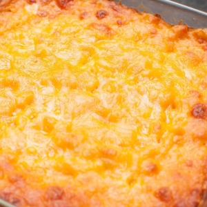 Лапшевник с куриным фаршем под сыром