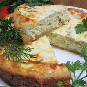 Творожная запеканка с сыром и зеленью