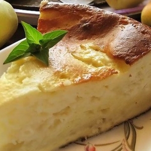Шарлотка с яблоками