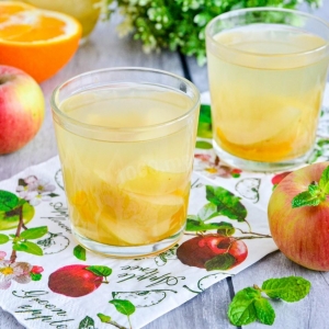 Яблочный компот с апельсинами