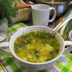 Супчик овощной с рисом и томленой говядиной
